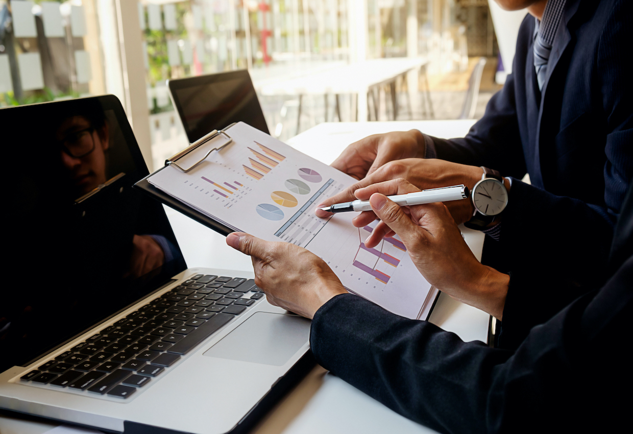 O que Faz o GuiaInvest Wealth? Vale a Pena Contratar a Consultoria?